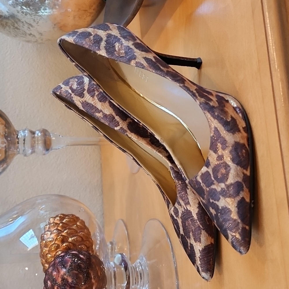 Nine West Flax Animal Print Pumps size 7